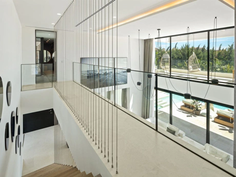 Villa en venta en Nueva Andalucia, Marbella