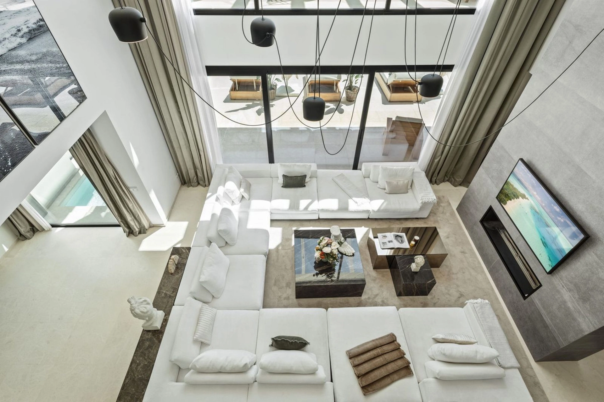 Villa en venta en Nueva Andalucia, Marbella