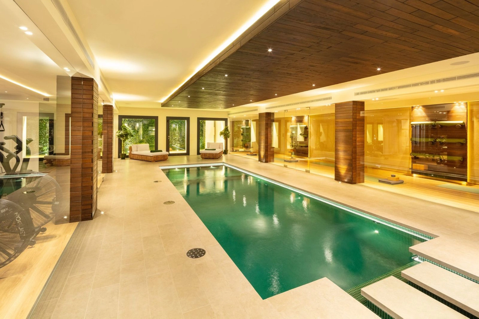 Villa for sale in Sierra Blanca, Marbella Golden Mile