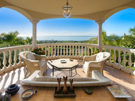 Villa for sale in Sierra Blanca, Marbella Golden Mile