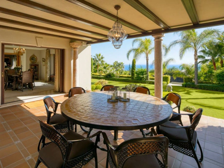 Villa for sale in Sierra Blanca, Marbella Golden Mile