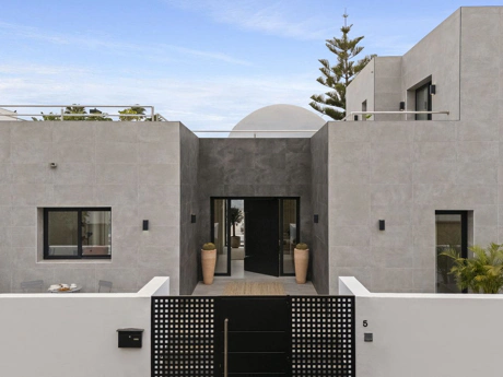 Villa for sale in Nueva Andalucia, Marbella