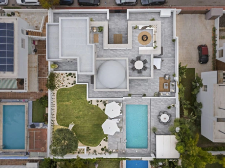 Villa for sale in Nueva Andalucia, Marbella