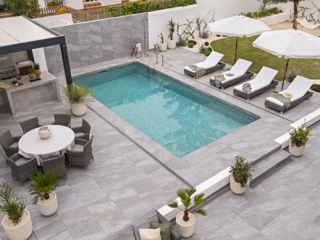 Villa for sale in Nueva Andalucia, Marbella