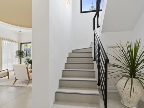 Villa for sale in Nueva Andalucia, Marbella