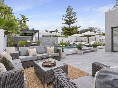 Villa for sale in Nueva Andalucia, Marbella