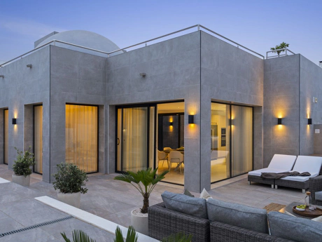 Villa for sale in Nueva Andalucia, Marbella