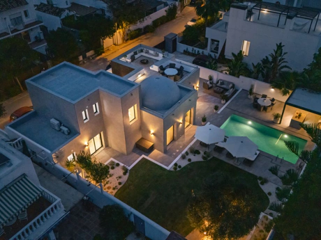 Villa for sale in Nueva Andalucia, Marbella