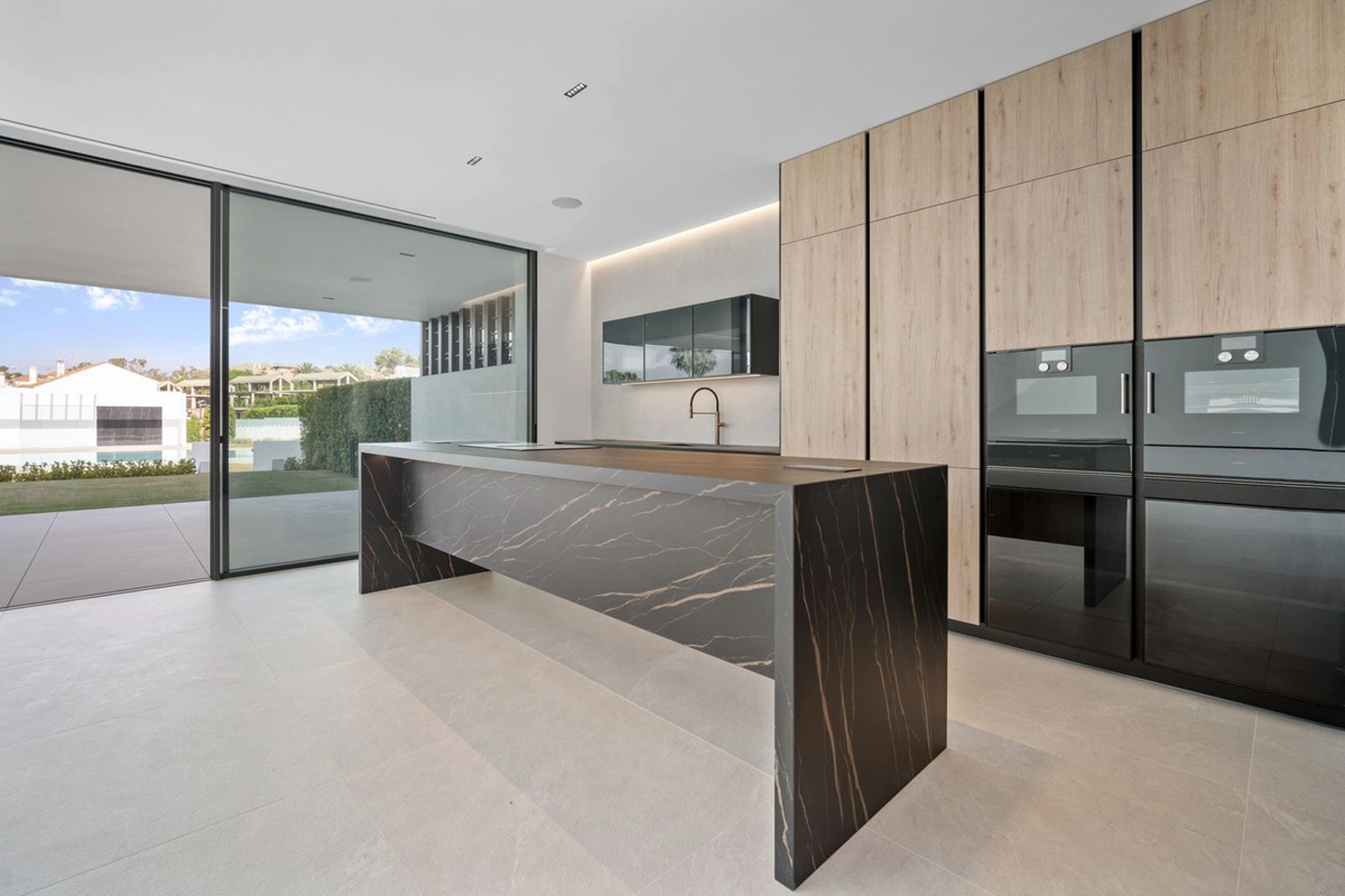 Villa for sale in Marbella Golden Mile