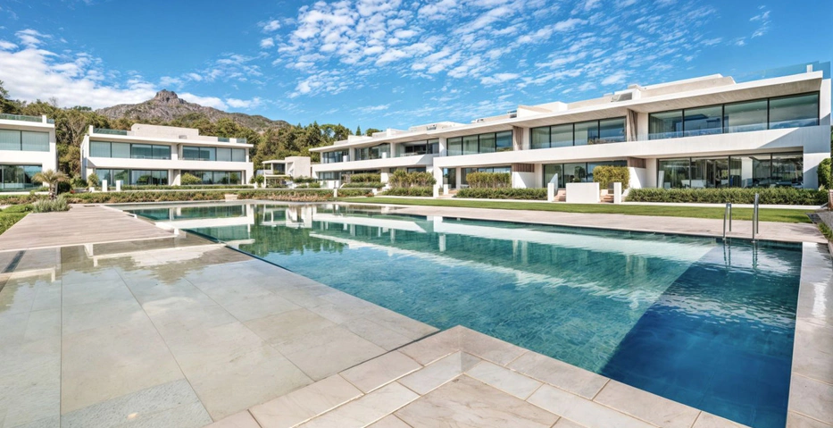 Villa for sale in Marbella Golden Mile
