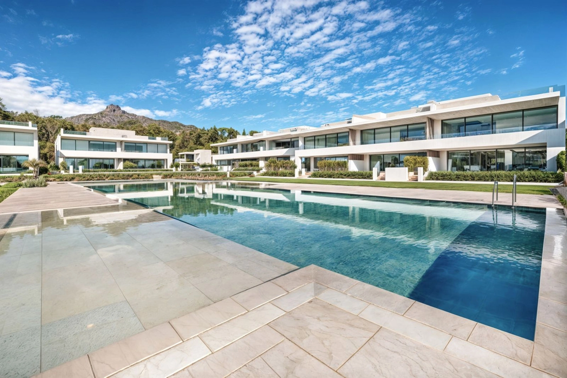 Villa for sale in Marbella Golden Mile