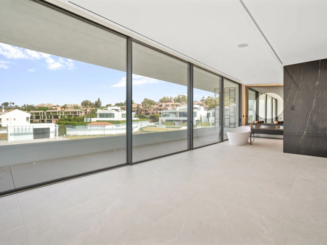 Villa for sale in Marbella Golden Mile