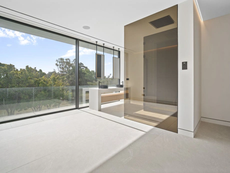 Villa for sale in Marbella Golden Mile
