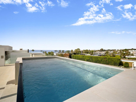 Villa for sale in Marbella Golden Mile