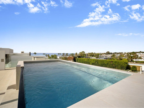Villa for sale in Marbella Golden Mile