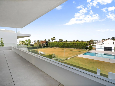 Villa for sale in Marbella Golden Mile