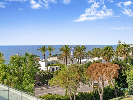 Villa for sale in Marbella Golden Mile