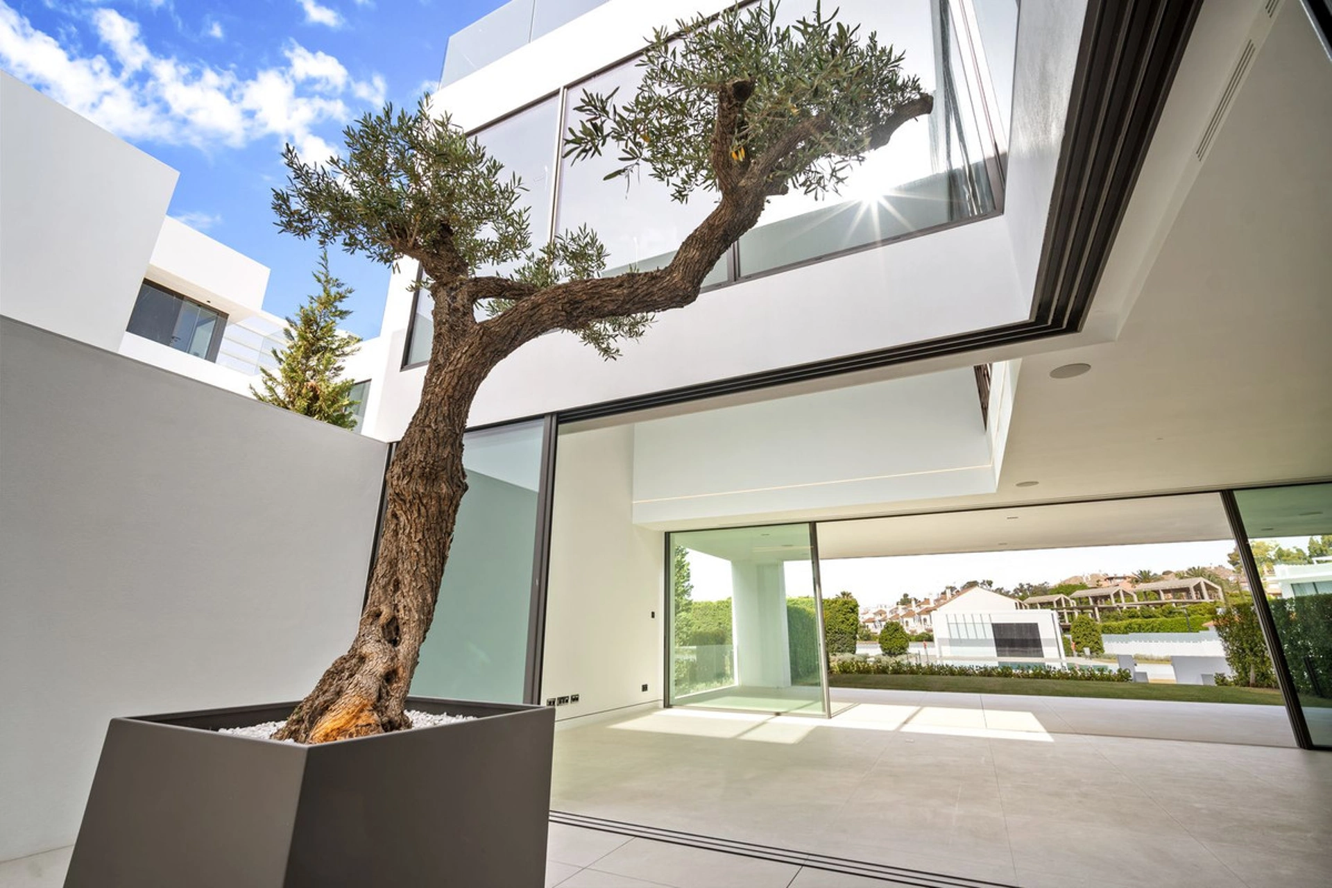 Villa for sale in Marbella Golden Mile