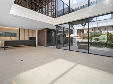Villa for sale in Marbella Golden Mile