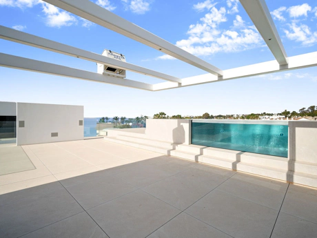 Villa for sale in Marbella Golden Mile