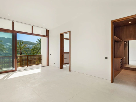 Villa for sale in Casares
