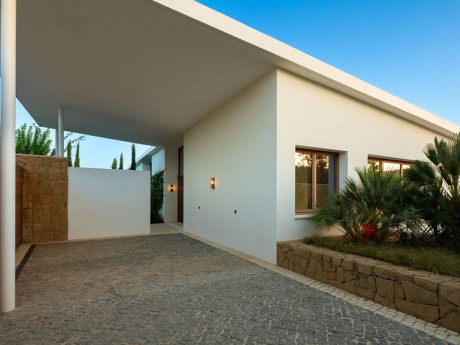 Villa for sale in Casares