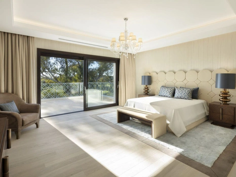 Villa en venta en Nueva Andalucia, Marbella