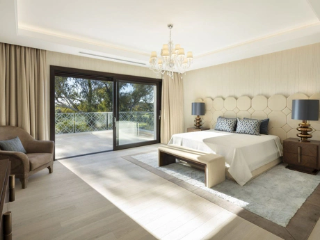Villa en venta en Nueva Andalucia, Marbella