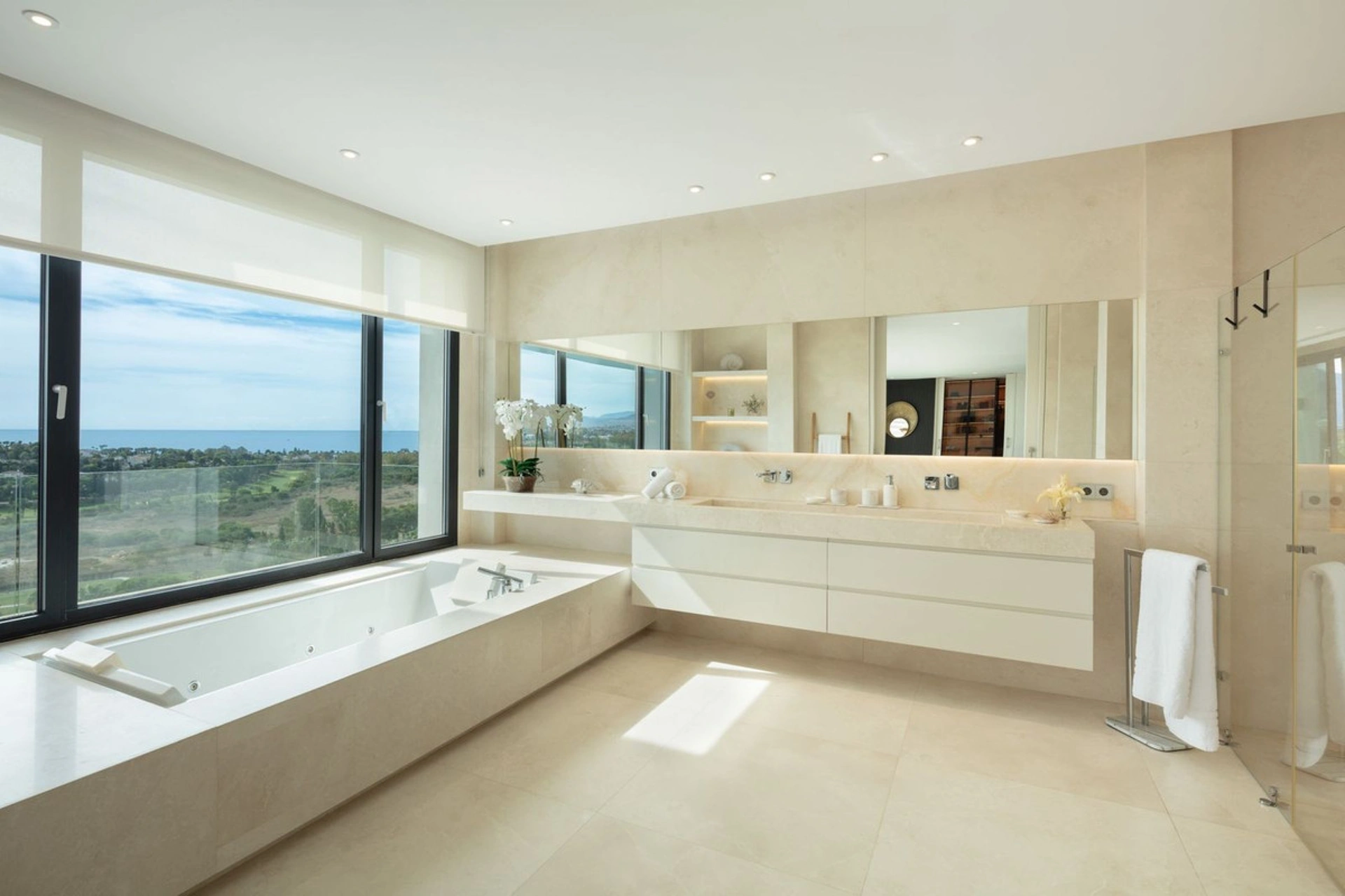Villa en venta en Benahavis