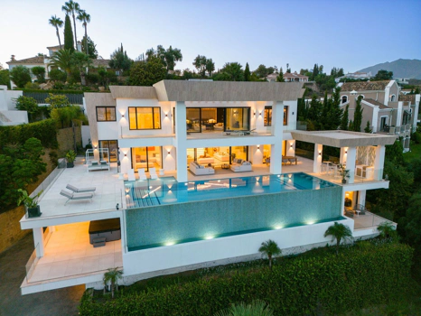 Villa en venta en Benahavis