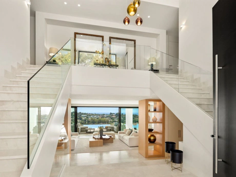 Villa for sale in Benahavis