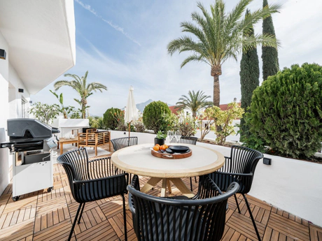 Apartment for sale in Nueva Andalucia, Marbella