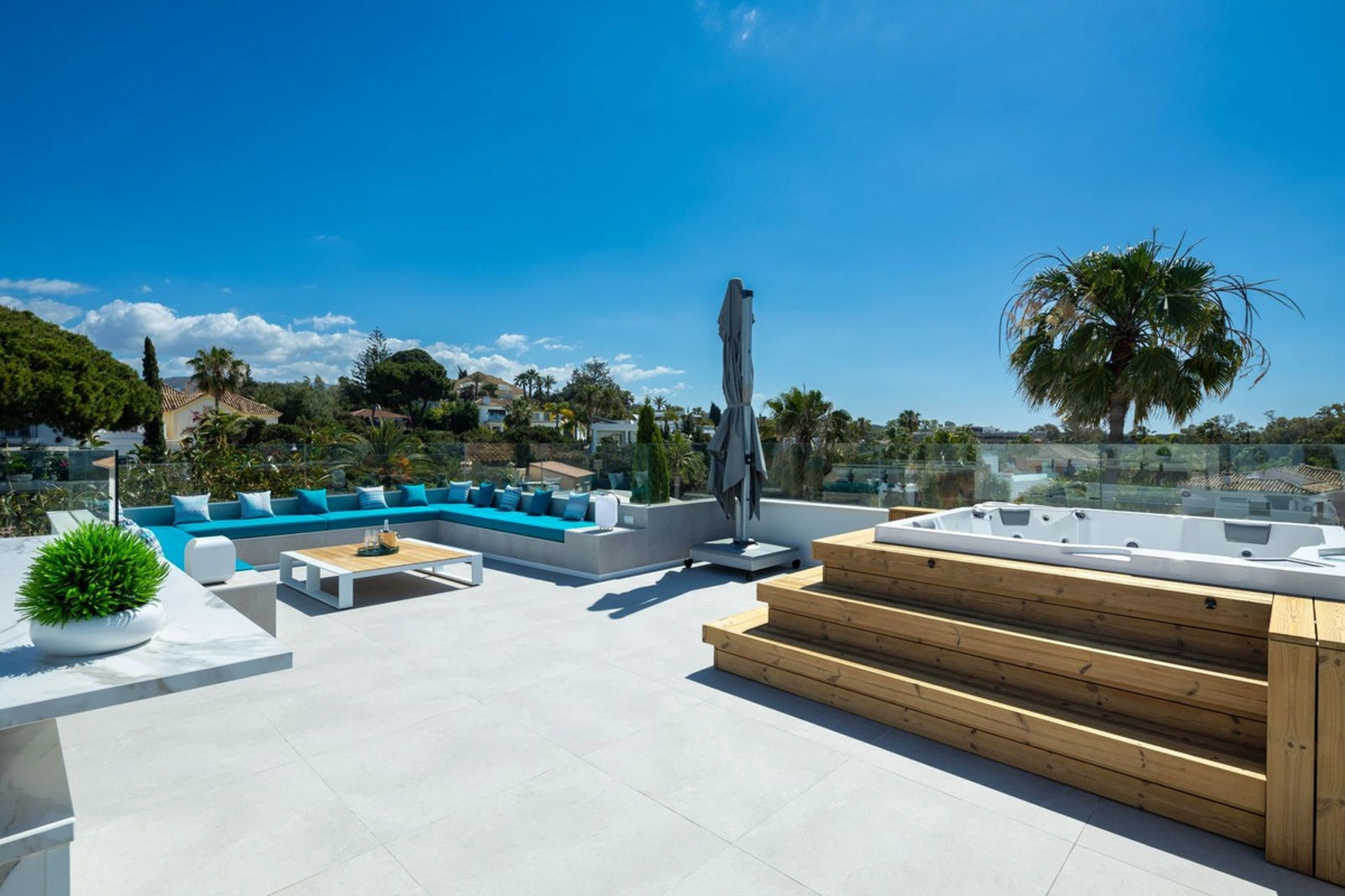 Villa for sale in Marbesa, Marbella East