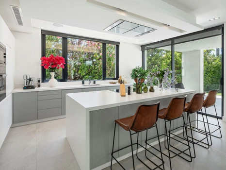 Villa Natura, Marbella East – Award-Winning Luxury with Sea & Mountain Views