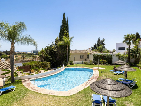 Adosado en venta en Nueva Andalucia, Marbella