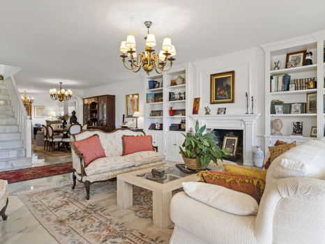Adosado en venta en Nueva Andalucia, Marbella