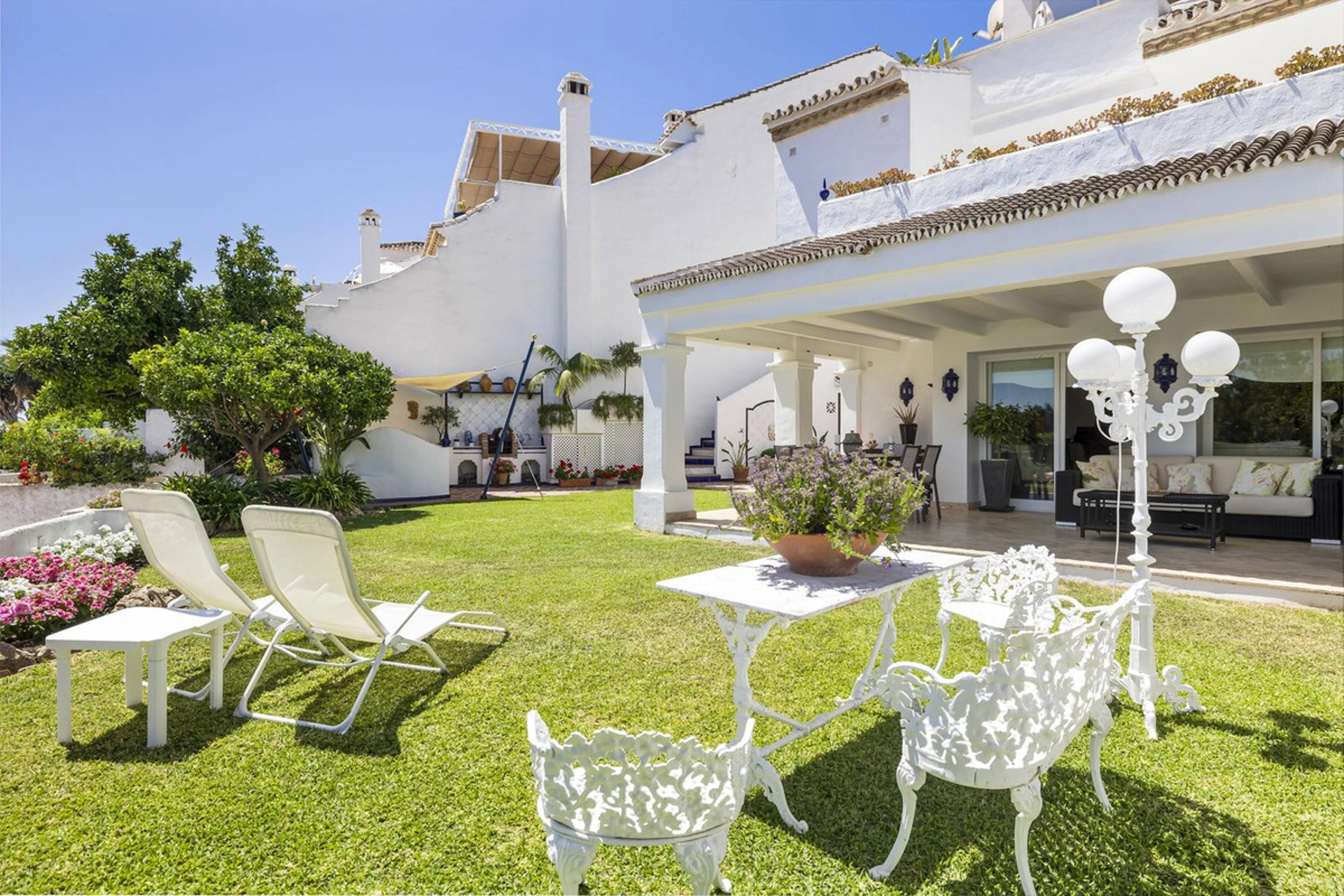 Adosado en venta en Nueva Andalucia, Marbella