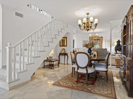 Adosado en venta en Nueva Andalucia, Marbella