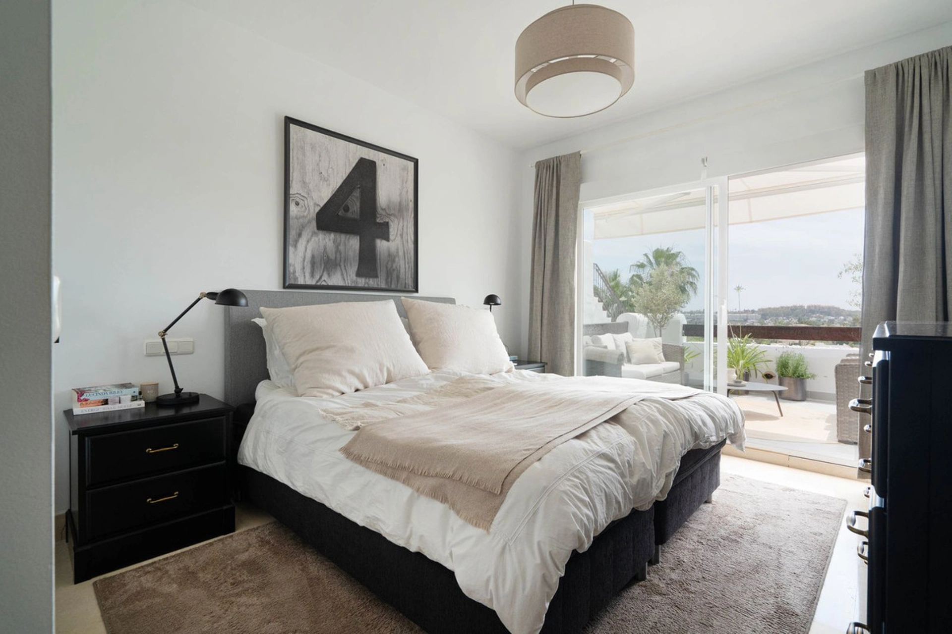 Apartamento en venta en Nueva Andalucia, Marbella