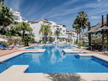 Apartment for sale in Nueva Andalucia, Marbella