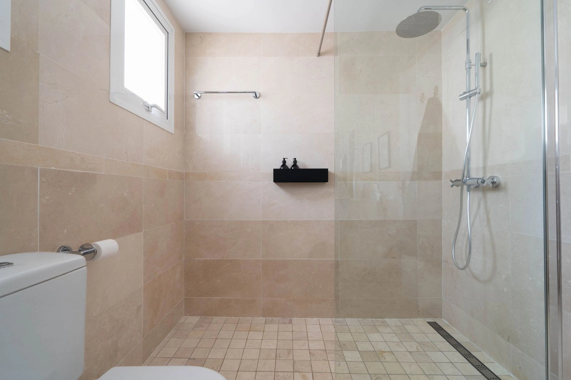 Apartamento en venta en Nueva Andalucia, Marbella