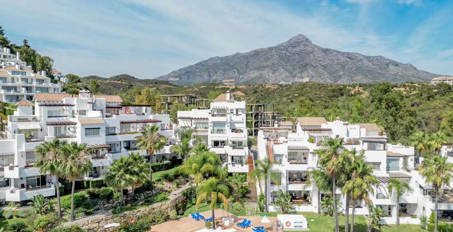 Apartment for sale in Nueva Andalucia, Marbella