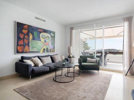 Apartamento en venta en Nueva Andalucia, Marbella