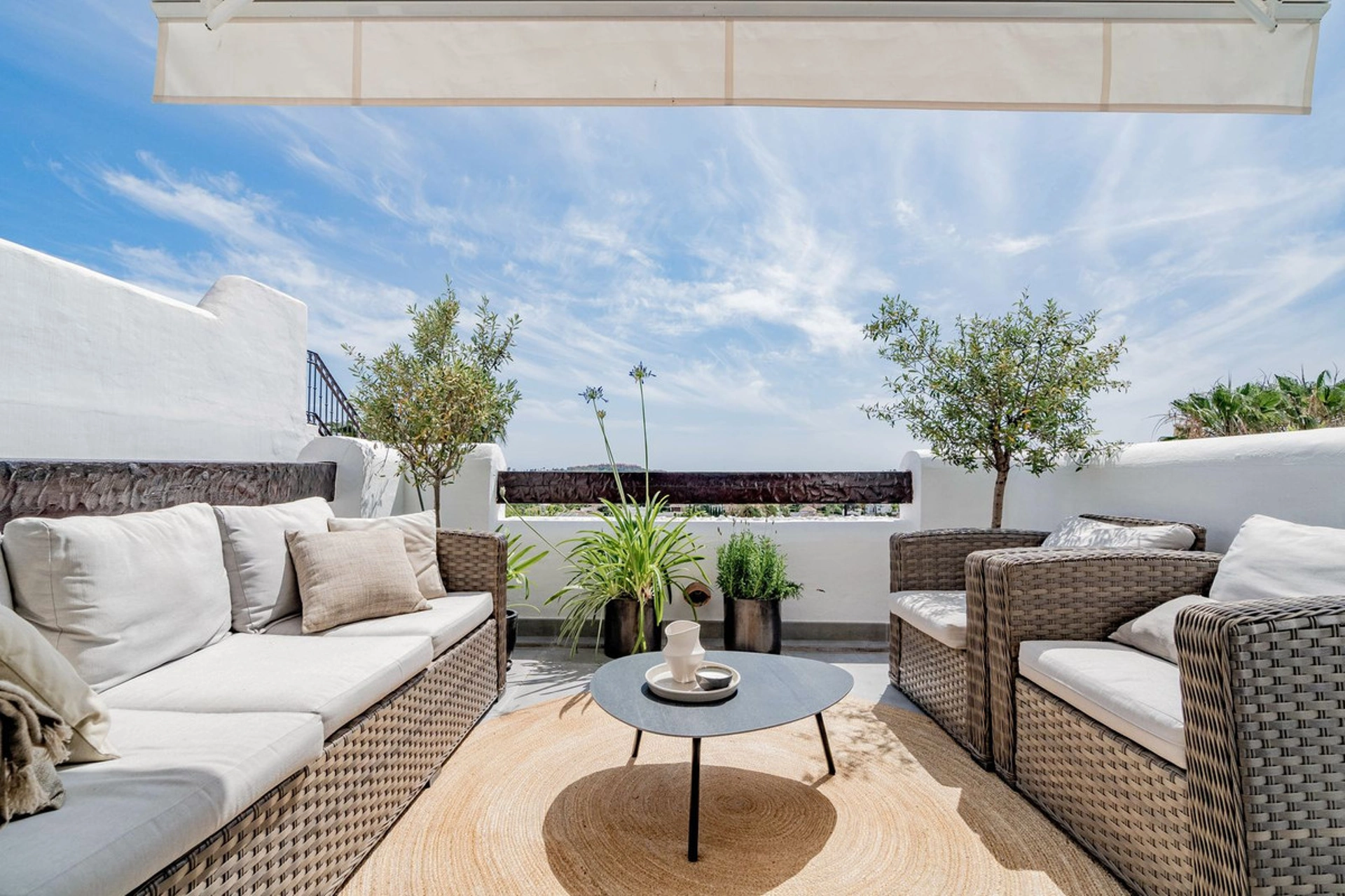 Apartamento en venta en Nueva Andalucia, Marbella