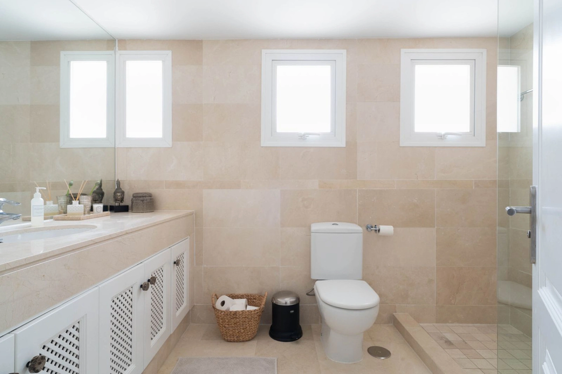 Apartamento en venta en Nueva Andalucia, Marbella