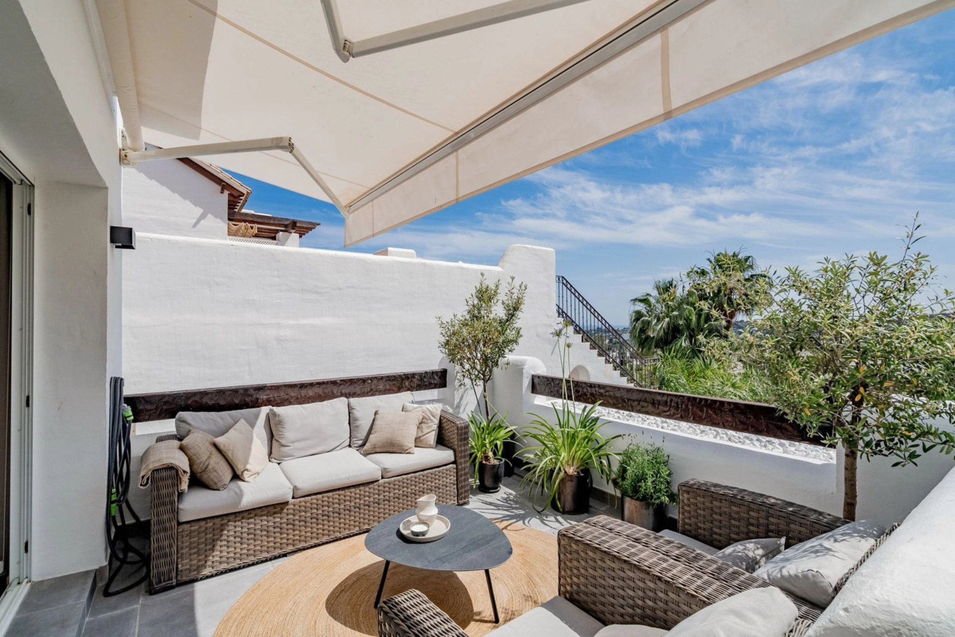 Apartamento en venta en Nueva Andalucia, Marbella