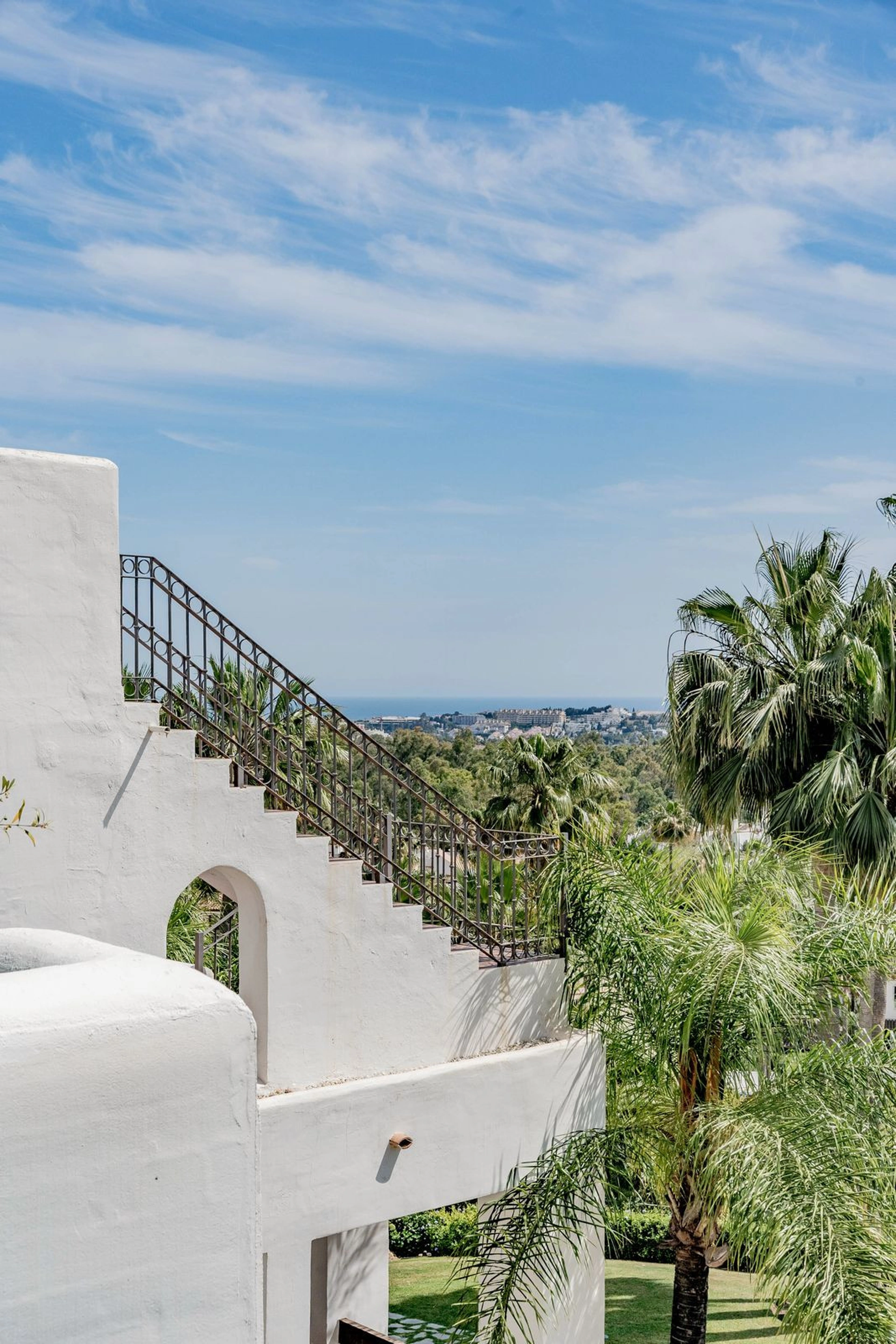 Apartamento en venta en Nueva Andalucia, Marbella