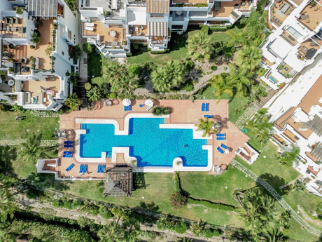 Apartment for sale in Nueva Andalucia, Marbella