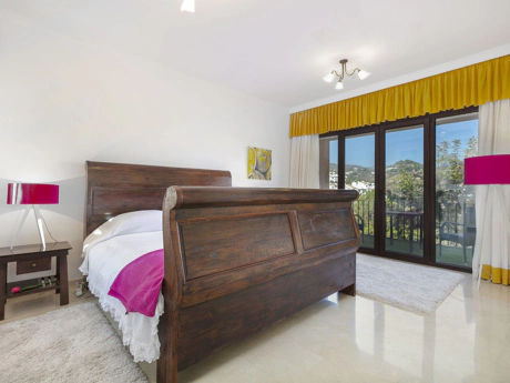 Villa for sale in La Quinta, Benahavis