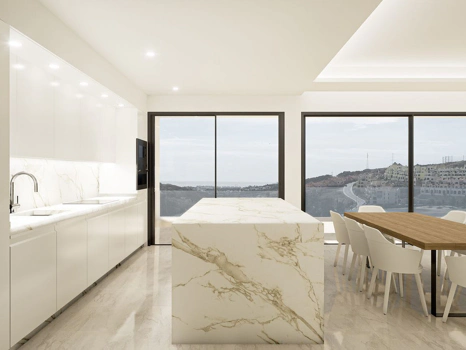 Villa for sale in Estepona